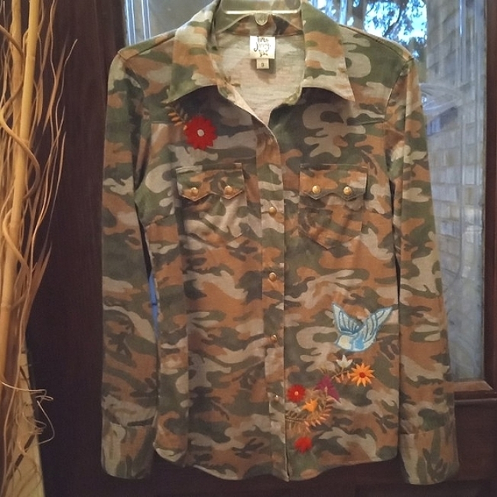 Ivy Jane Embroidered Camo Top